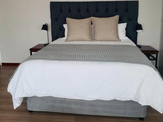 Room image 1