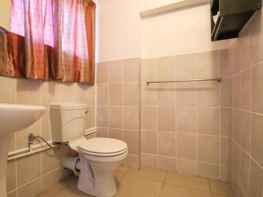 Room image 5