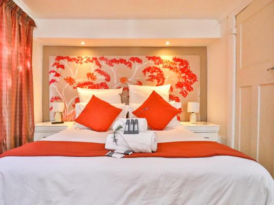 Room image 6