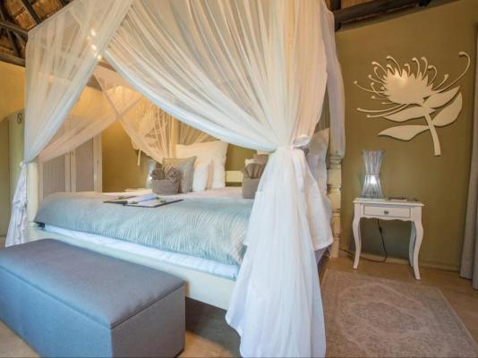 Room image 4