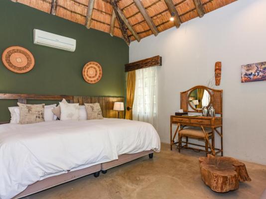Mziki Safari Lodge - 220153