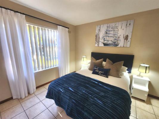 Room image 3