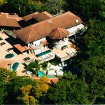 Christie's @ 32 on Russell - 220722