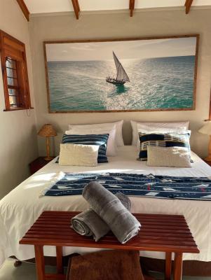 Artists Cottages Gordon's Bay - 220799