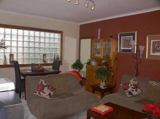 SleepEezy Cottages - 221362
