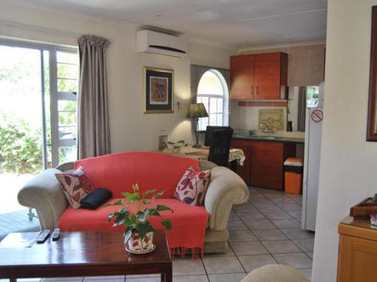 SleepEezy Cottages - 221370