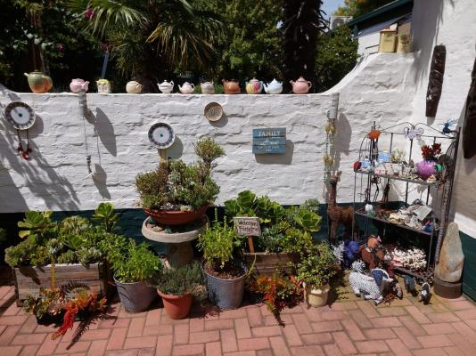 SleepEezy Cottages - 221372