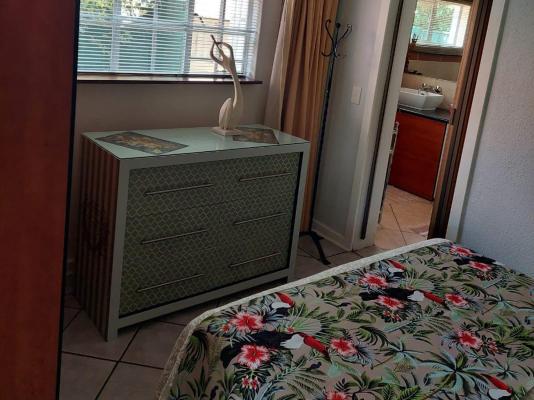 SleepEezy Cottages - 221414