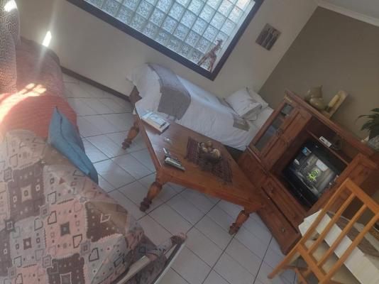 SleepEezy Cottages - 221415
