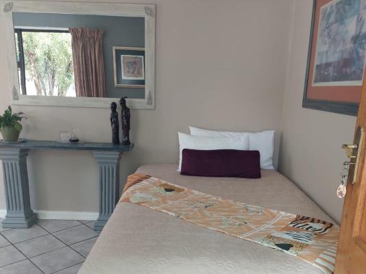 SleepEezy Cottages - 221418