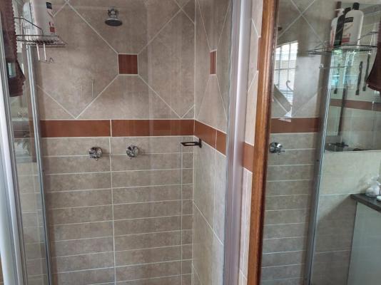 SleepEezy Cottages - 221420