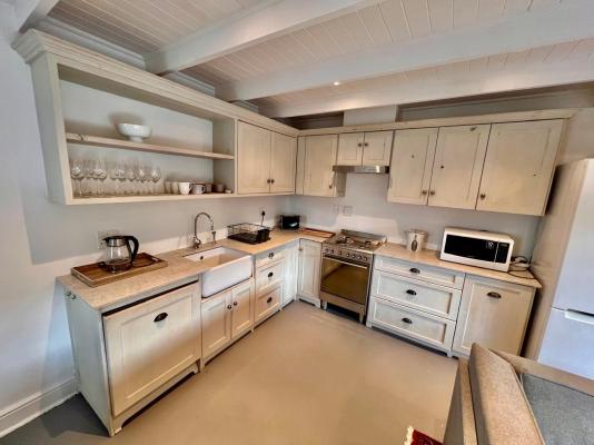 Pinotage Deluxe Apartment - 221586
