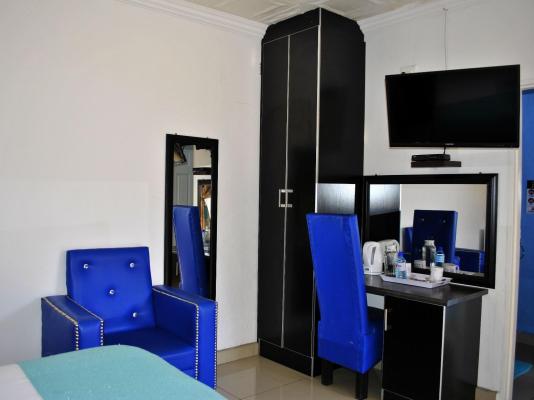 Room image 1