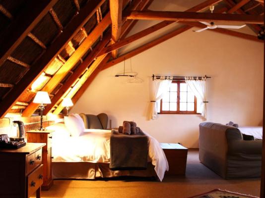 Room image 3