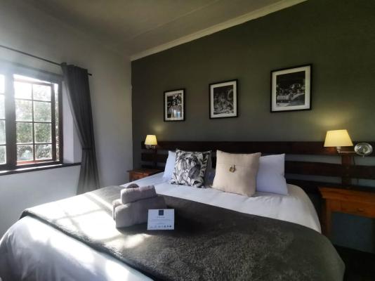 Room image 4