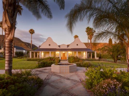 Almond Valley Manor & Cottages - 225220