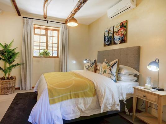 Almond Valley Manor & Cottages - 225256