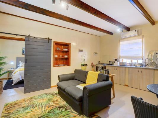 Almond Valley Manor & Cottages - 225261