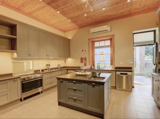 Almond Valley Manor & Cottages - 225275