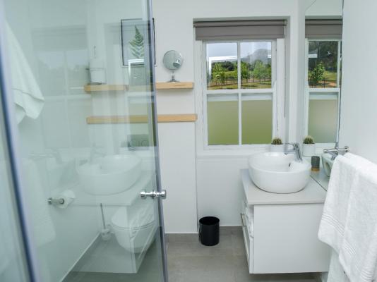Room image 5