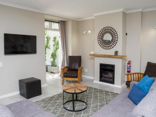 Room image 7