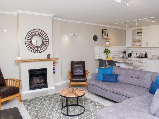 Room image 11