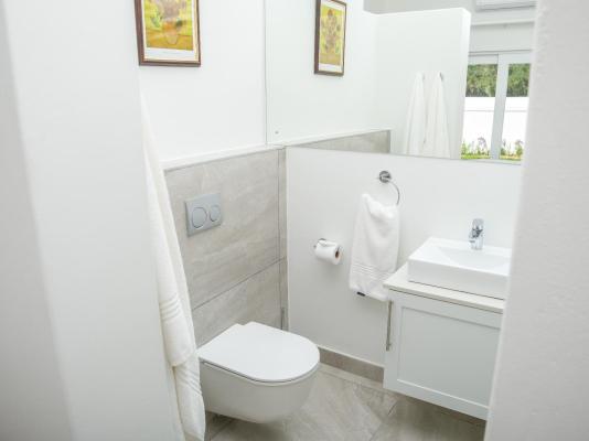 Room image 3