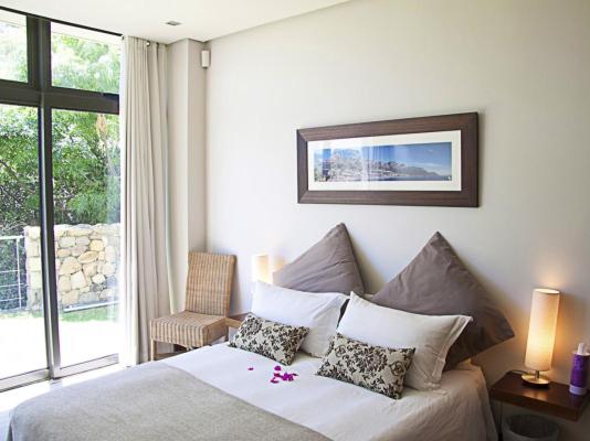 Room image 5