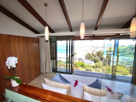 Room image 2