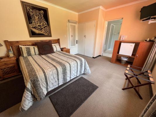Room image 6