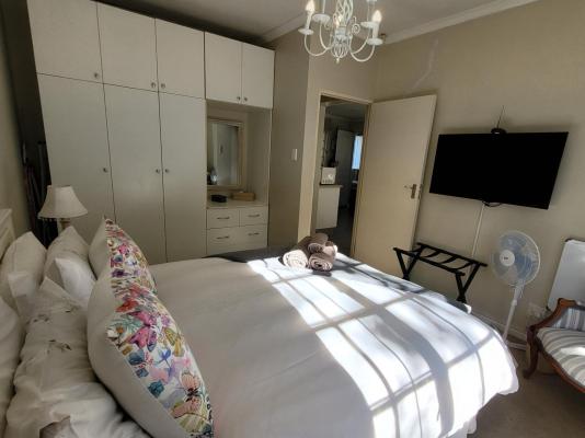 AppleBee Guest Cottages - 227926
