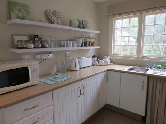AppleBee Guest Cottages - 227933