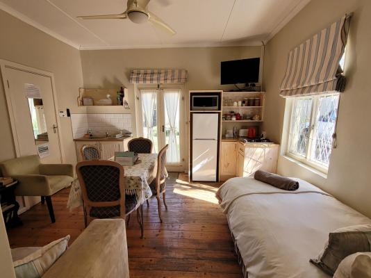 AppleBee Guest Cottages - 227939