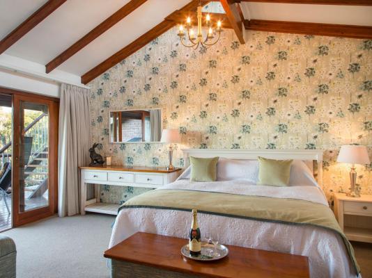 Room image 3