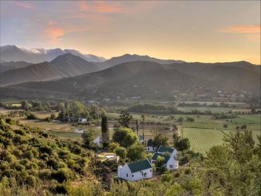 Berluda Farmhouse & Cottages - 228203