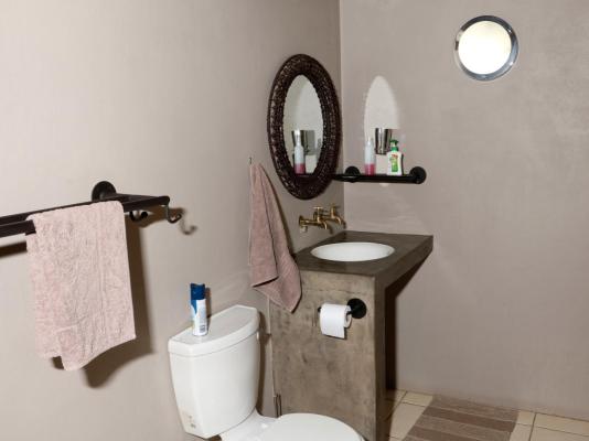 Room image 3