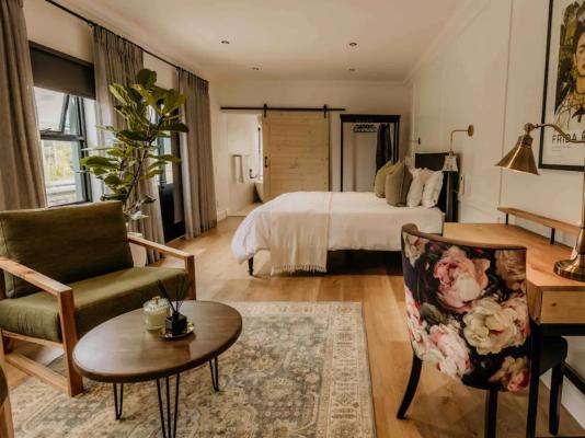 Room image 5