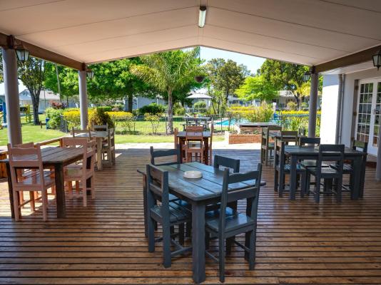 Pine Lodge Resort - George - 229798