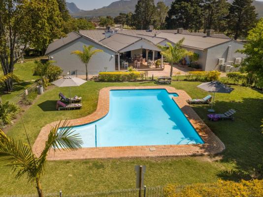 Pine Lodge Resort - George - 229799