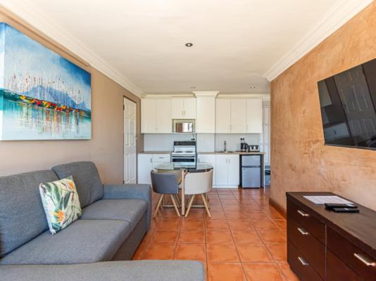Holiday Guesthouse, Langebaan - 230418