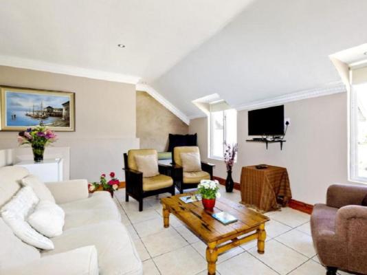 Holiday Guesthouse, Langebaan - 230424