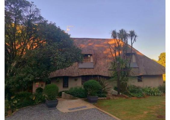 Hawklee Country House - 230471