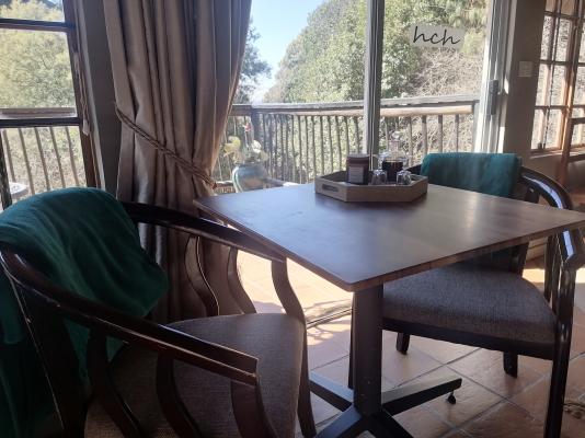 Guinea Fowl Studio Cottage