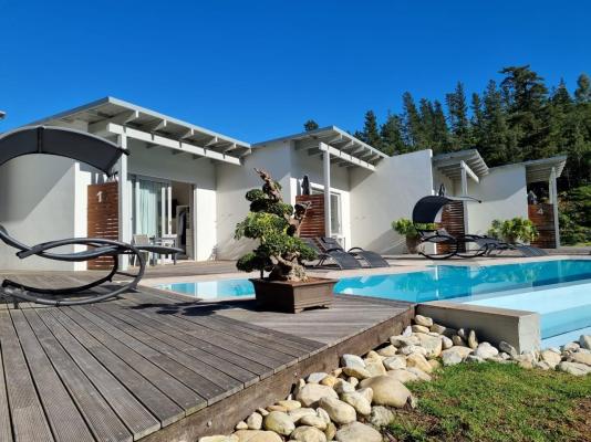 A Riverbed Guesthouse - 230807