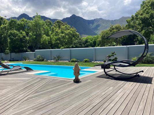 A Riverbed Guesthouse - 230810