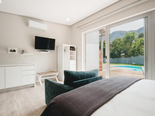 A Riverbed Guesthouse - 230821