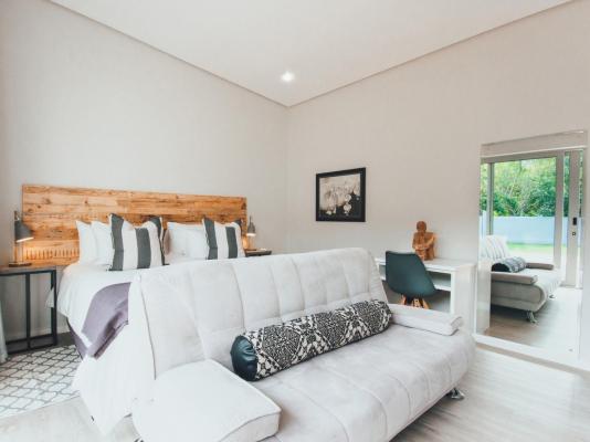 A Riverbed Guesthouse - 230823