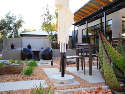 The Elegant Guesthouse - 231229