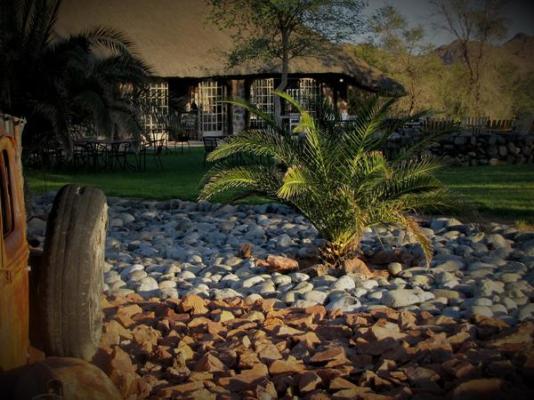 Elegant Desert Lodge - 231248
