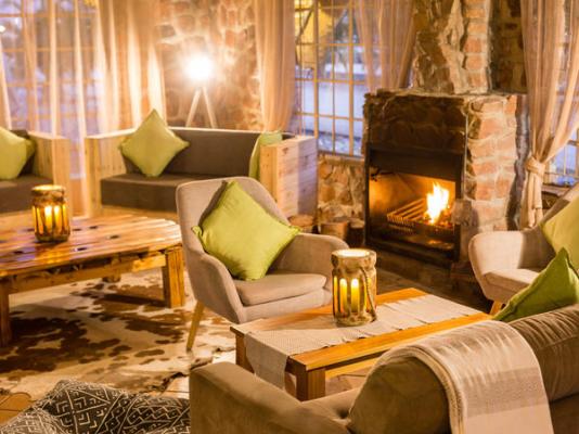 Elegant Desert Lodge - 231249